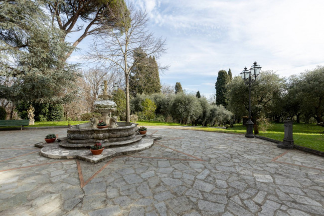Villa in vendita a Lucca