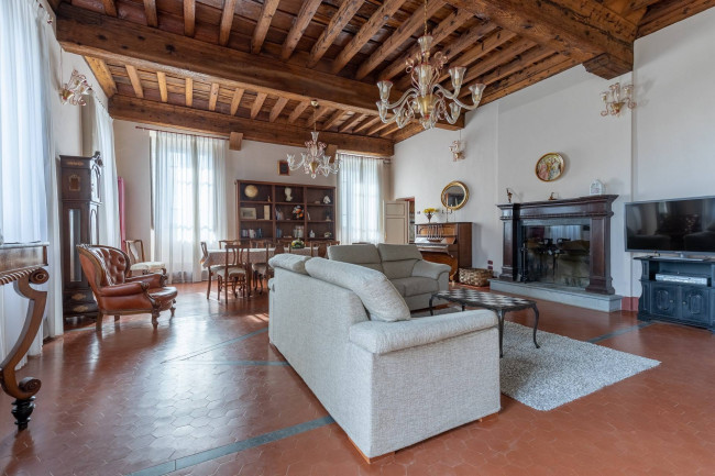 Villa in vendita a Lucca