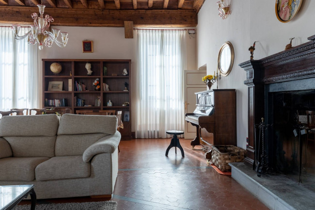 Villa in vendita a Lucca