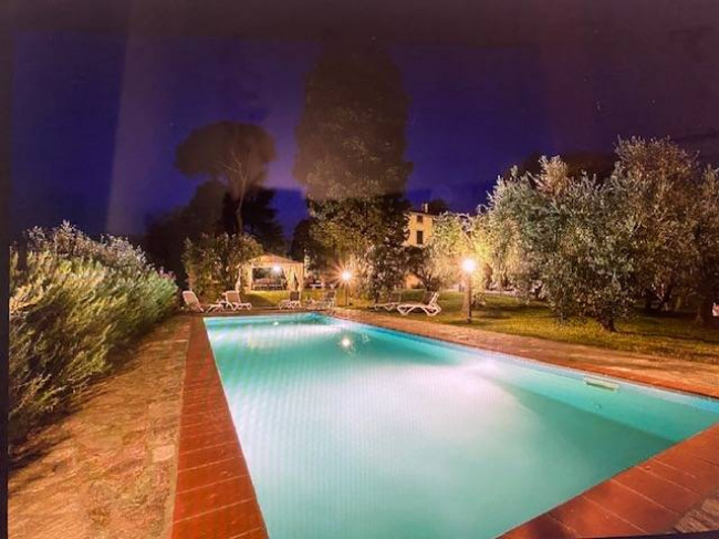 Villa in vendita a Lucca