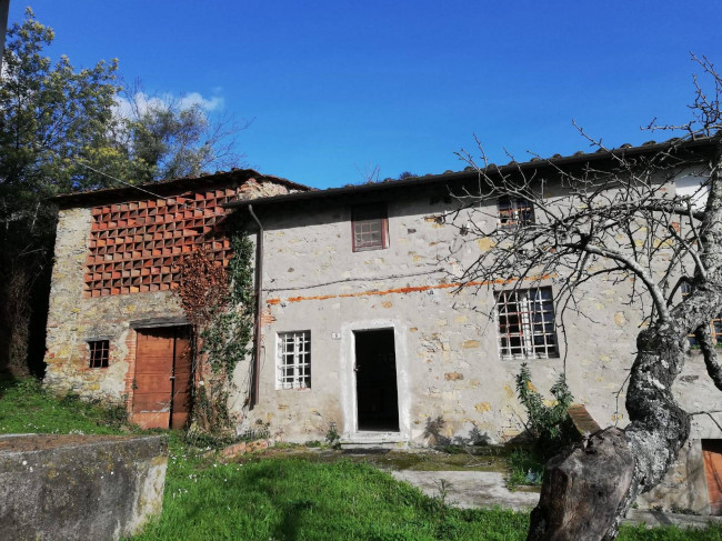 Rustico in vendita a San Macario In Monte, Lucca (LU)