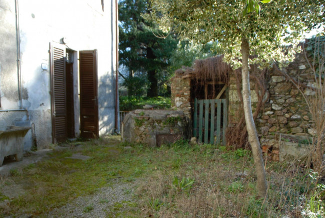Porzione di casa in vendita a San Lorenzo A Vaccoli, Lucca (LU)