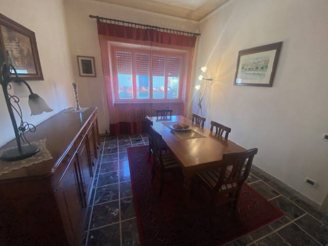 Villa  bifamiliare in vendita a Lucca