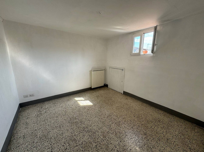 Apartment for Rent to Lucca