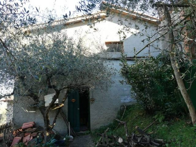 Rustico in vendita a Lucca