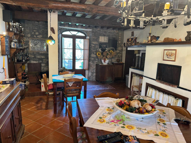 Rustico in vendita a Lucca