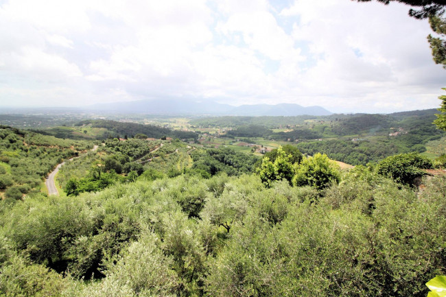 countryhouse for sale in Lucca