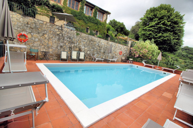 countryhouse for sale in Lucca