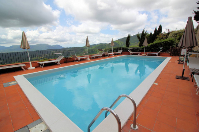 countryhouse for sale in Lucca