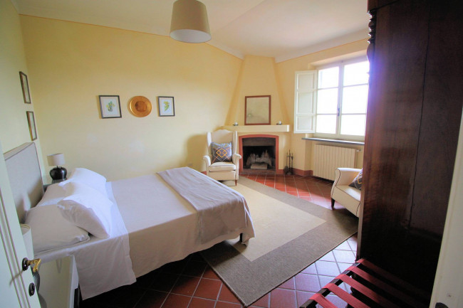 countryhouse for sale in Lucca