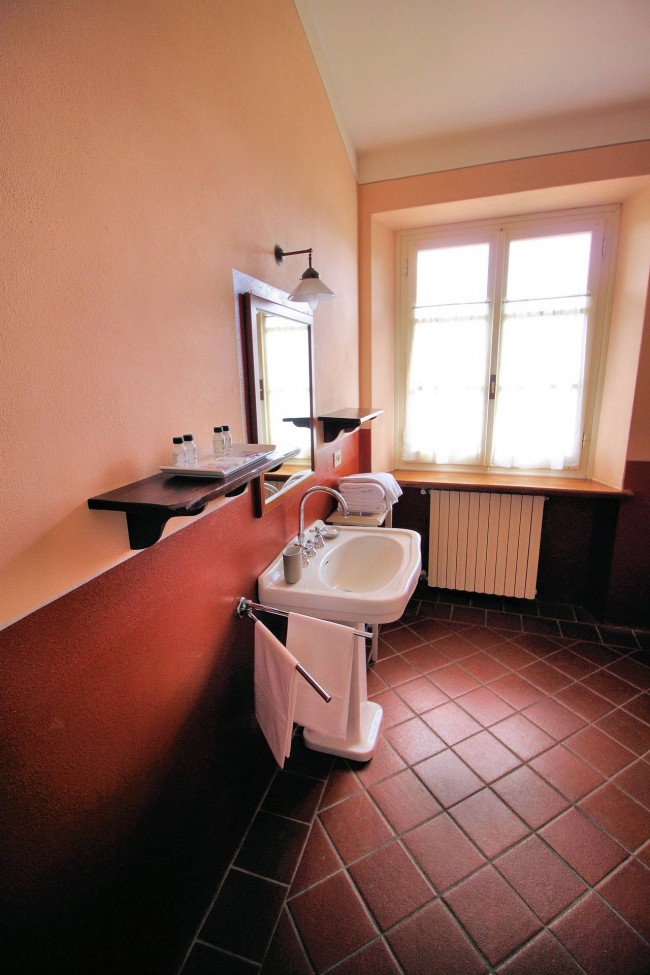 countryhouse for sale in Lucca