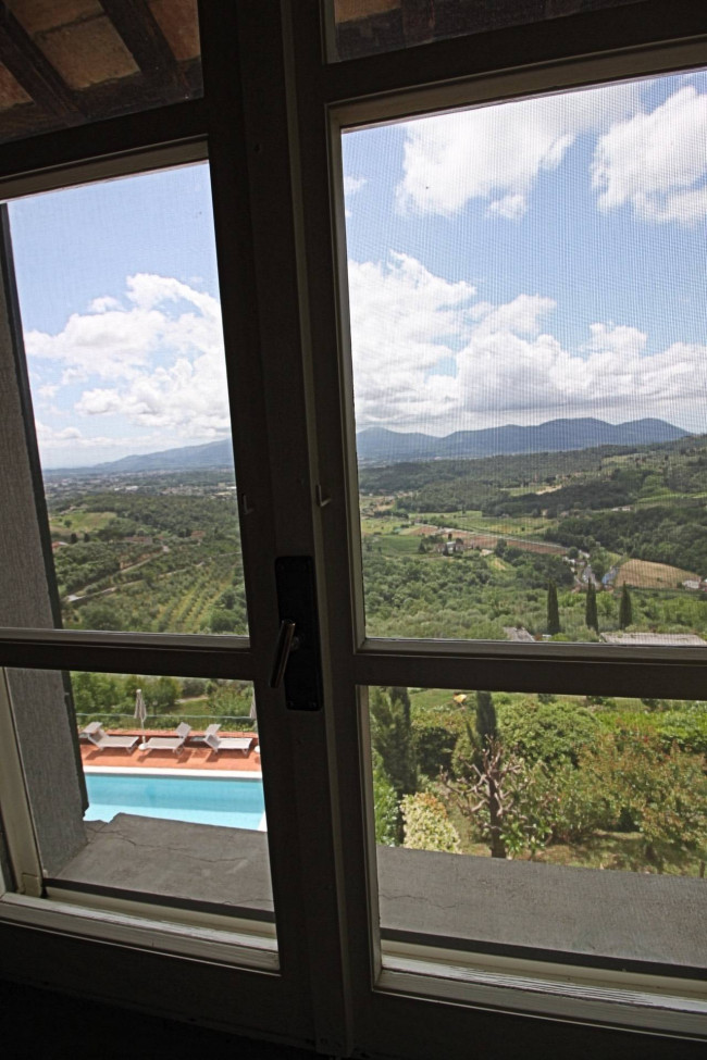 countryhouse for sale in Lucca