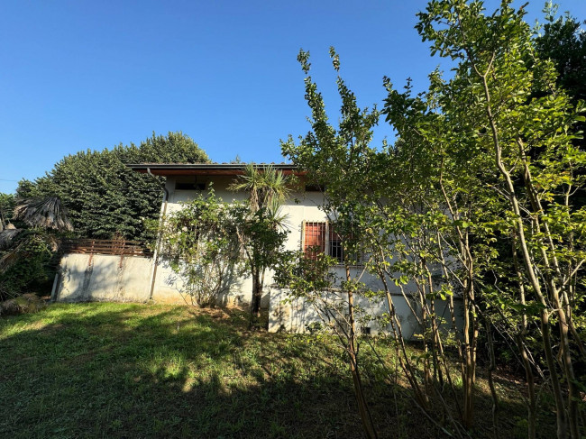 Villa in vendita a Lucca