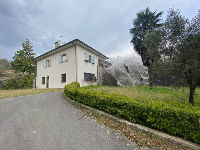 Villa in vendita a Camaiore