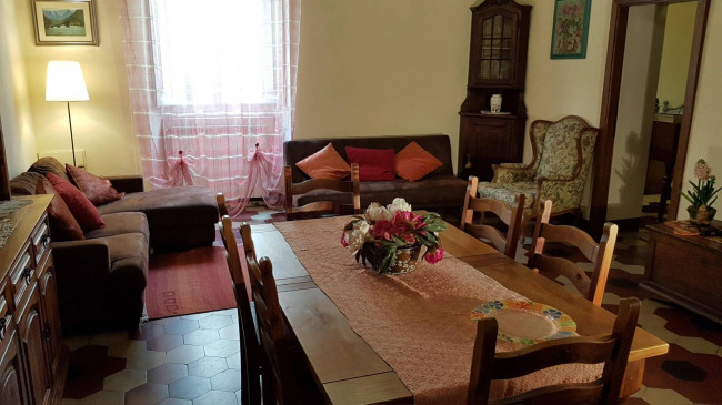 Apartment for Sale to Lucca