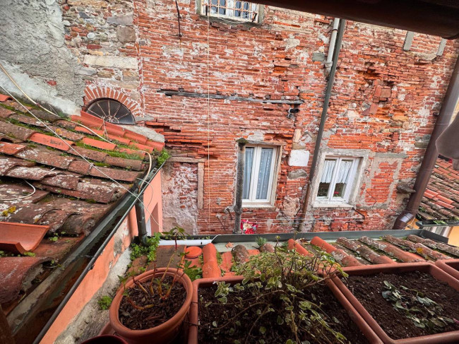 Appartamento in vendita a Lucca