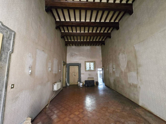Apartment for sale in Lucca