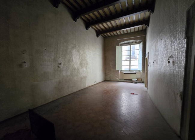 Apartment for sale in Lucca