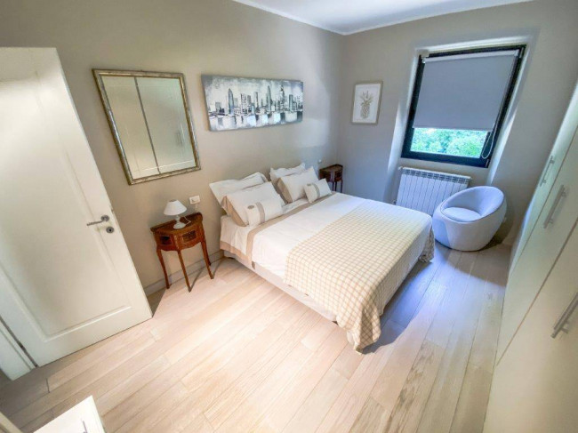 Farmhouse for sale in Camaiore