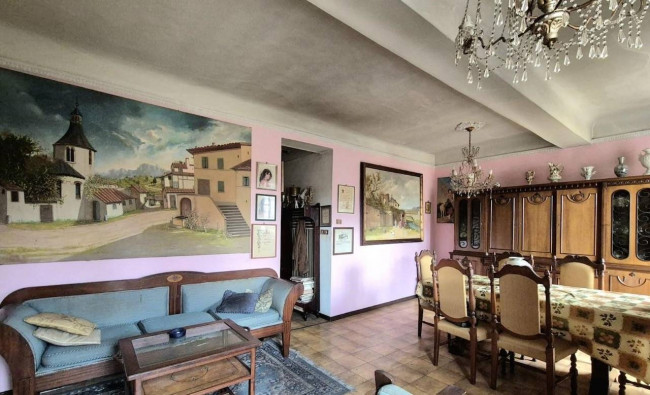 Appartamento in vendita a Lucca