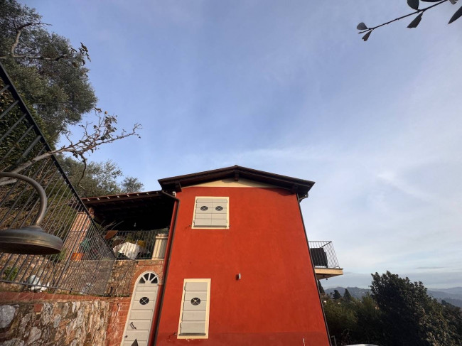 Casale in vendita a Massarosa