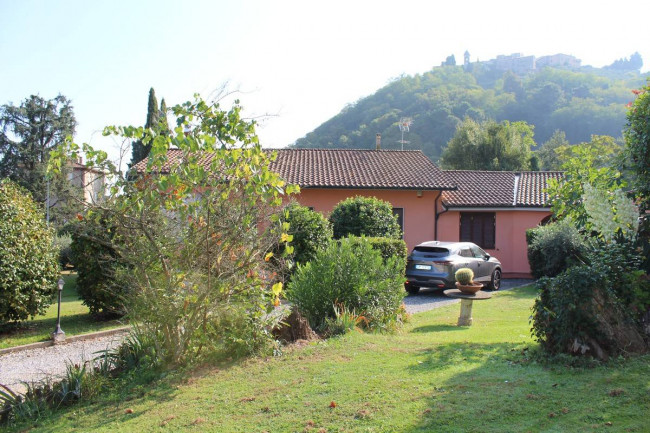Villa in vendita a Capannori