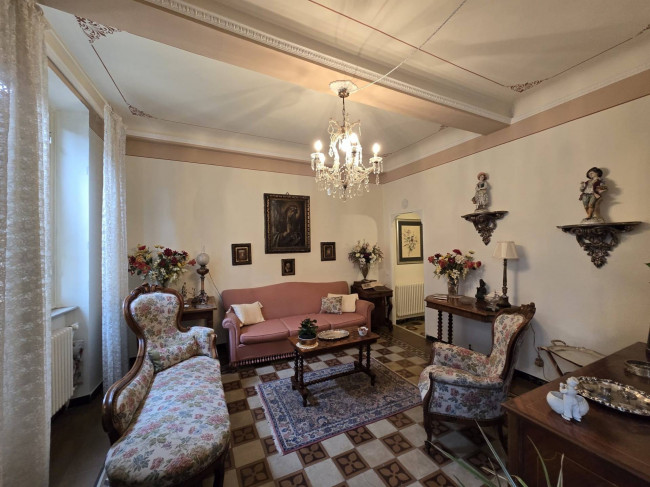 Appartamento in vendita a Lucca