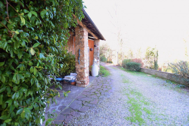 Rustico in vendita a Lucca