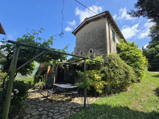 Rustico in vendita a Lucca