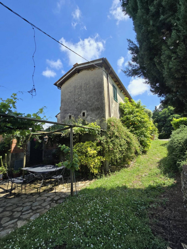 Rustico in vendita a Lucca