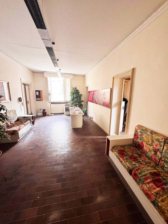 Appartamento in vendita a Lucca