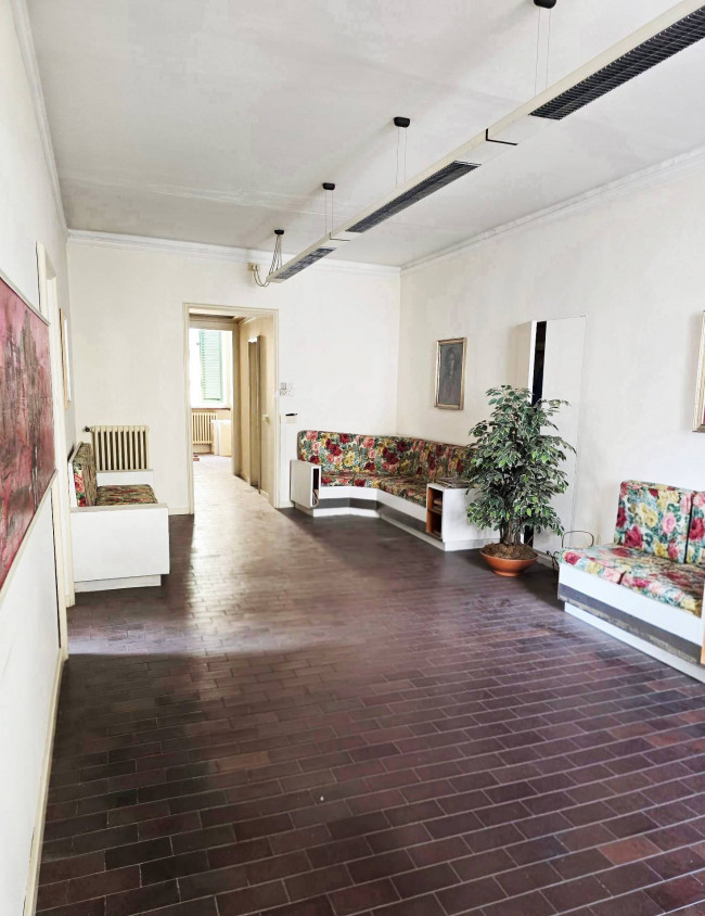 Appartamento in vendita a Lucca