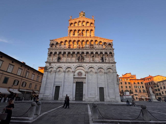 Appartamento in vendita a Lucca