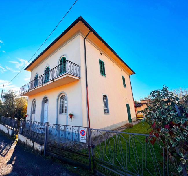 Villa in vendita a Montecarlo