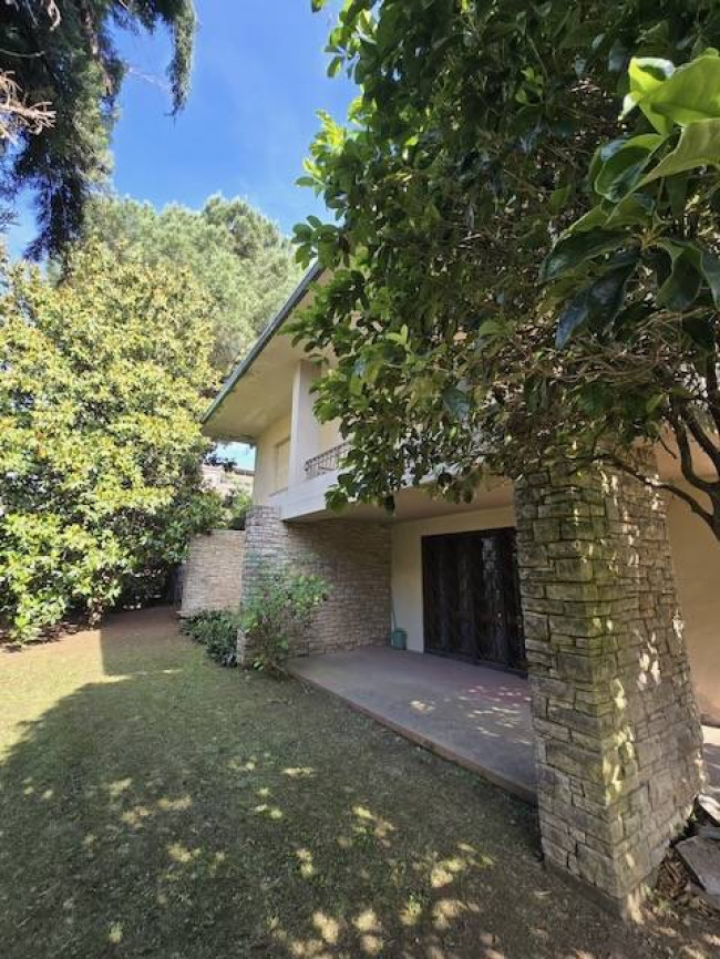 Villa in vendita a Lucca
