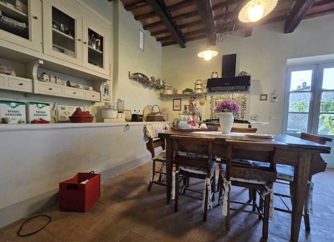 Rustico in vendita a Massarosa