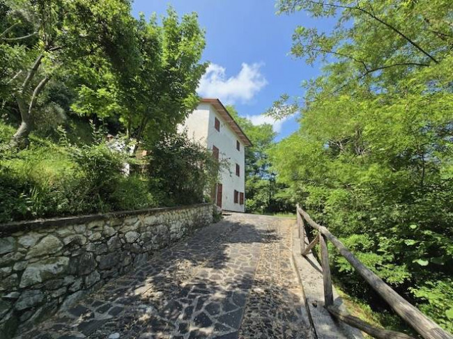 Casa singola in vendita a Bagni di Lucca