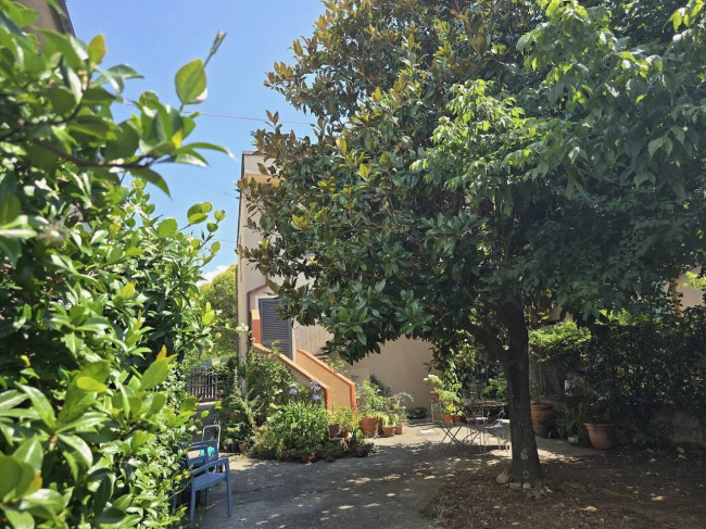 Villa  bifamiliare in vendita a Massarosa