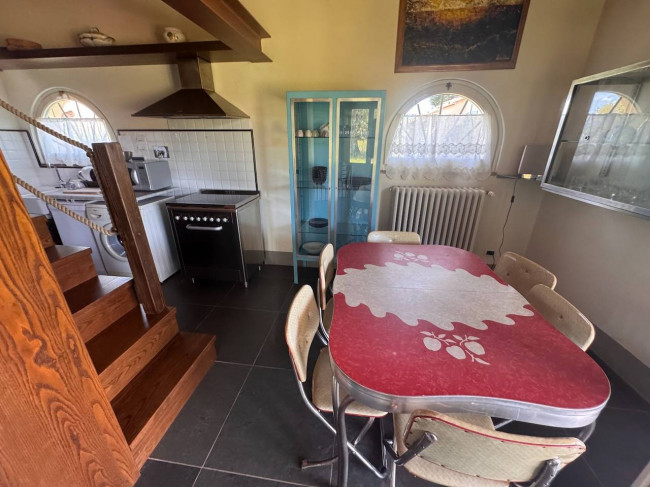 Casale in vendita a Viareggio