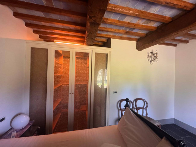 Casale in vendita a Viareggio