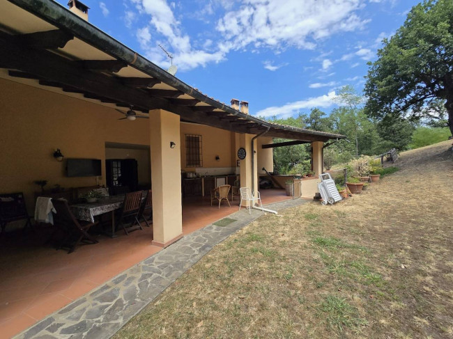 Villa for sale in Lucca