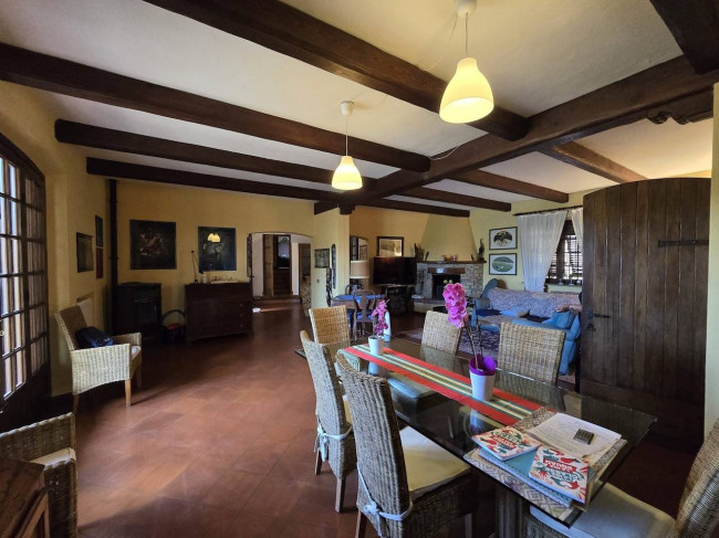 Villa for sale in Lucca