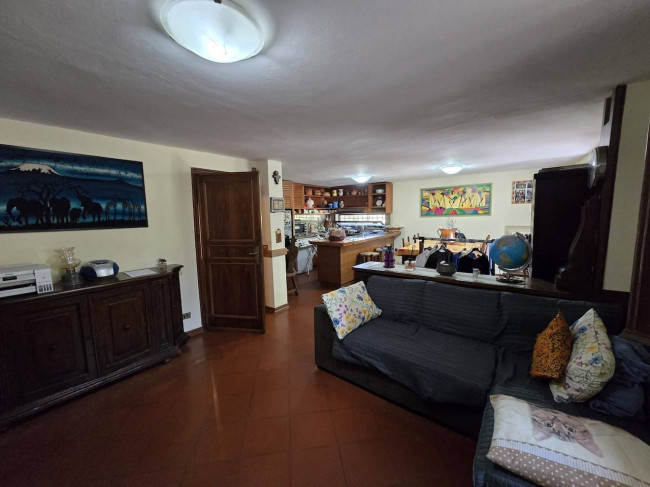 Villa for sale in Lucca