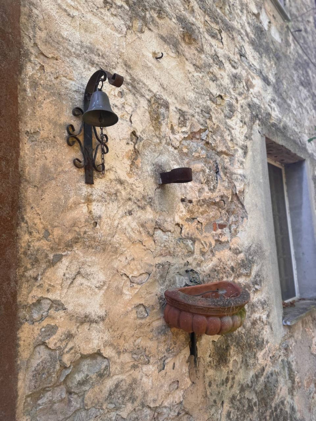 Farmhouse for sale in Lucca