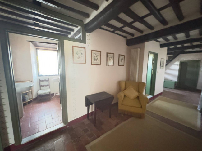 Farmhouse for sale in Lucca