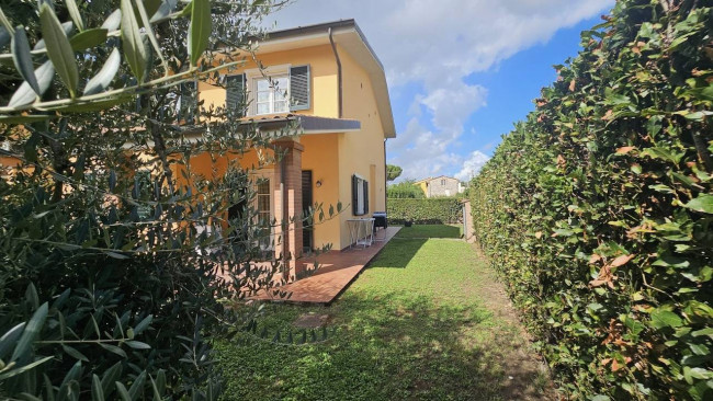 Villa in vendita a Capannori
