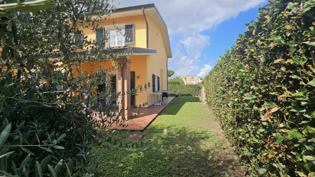 Villa in vendita a Capannori