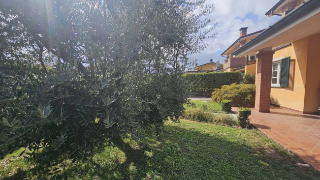 Villa in vendita a Capannori