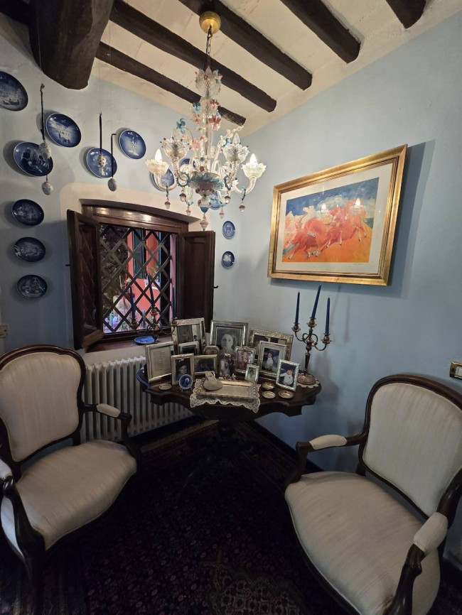 Villa for sale in Lucca