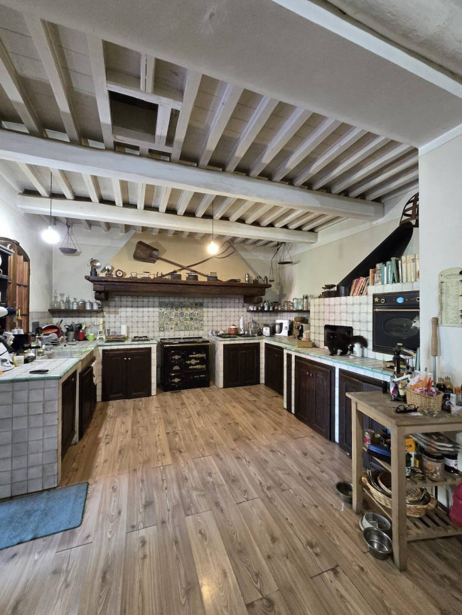 Villa for sale in Lucca